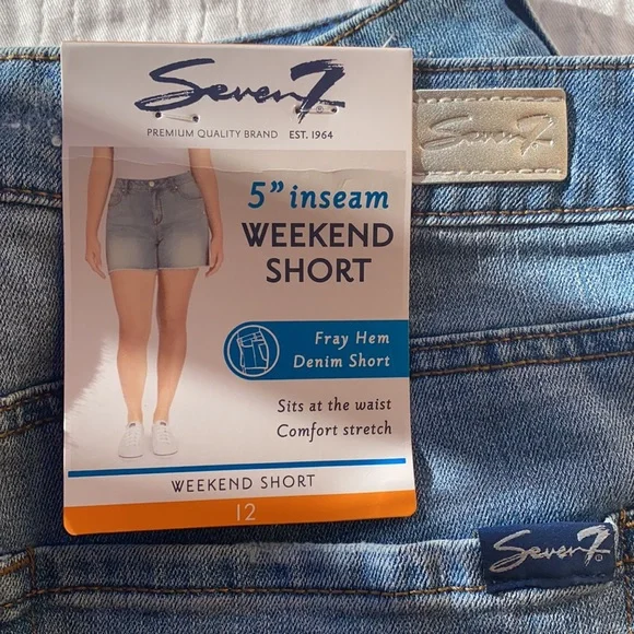 Women’s Seven weekend jean short